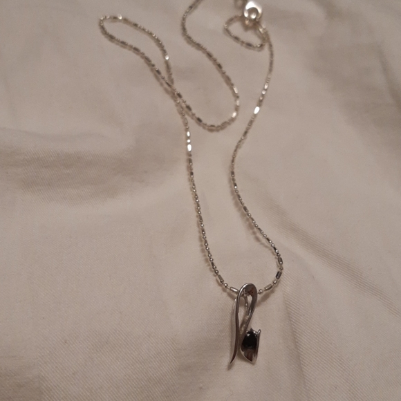 Necklace - Picture 1 of 1